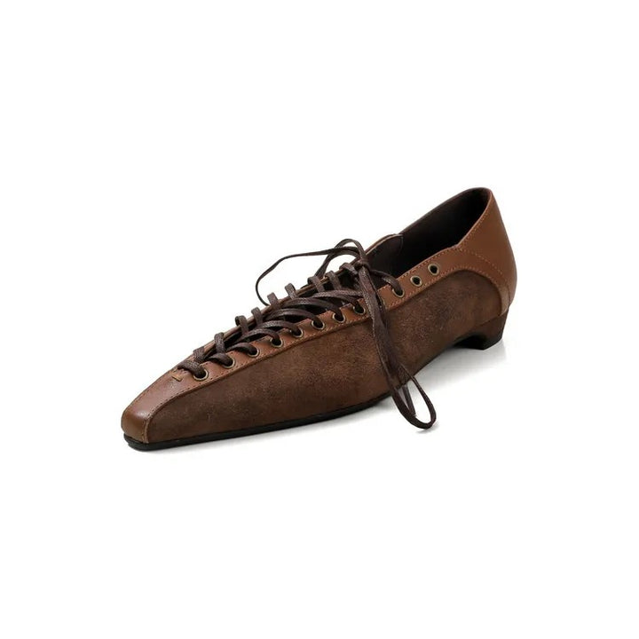Allonge Lace-Up Flats
